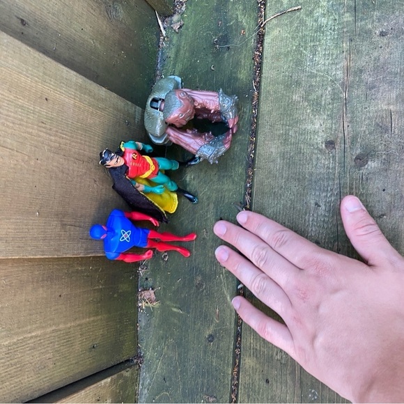 Lot of 3 Vintage 90s Marvel/DC Action Figures Robin from Batman - Picture 4 of 4